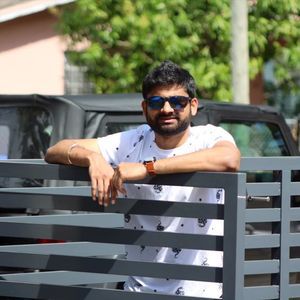 Meet your Posher, Sri